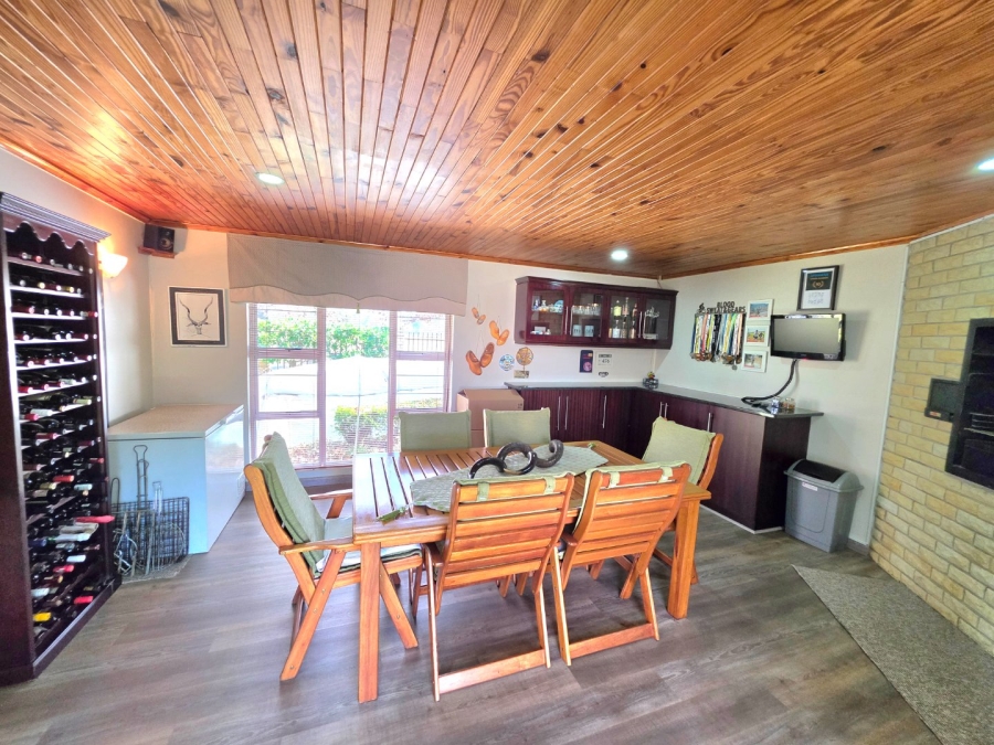 5 Bedroom Property for Sale in La Provance Free State